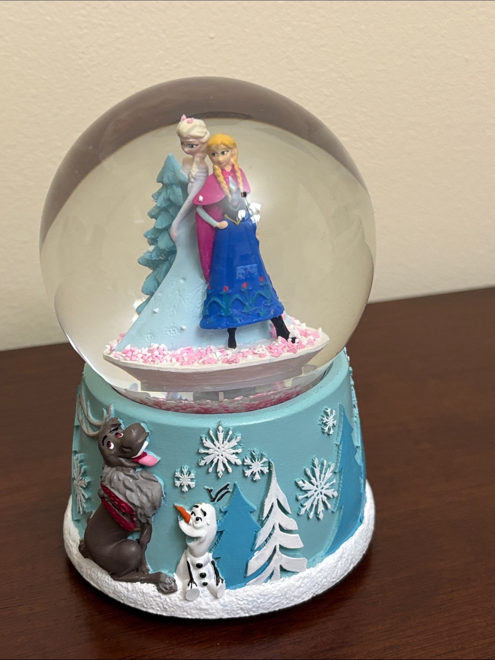 Disney Frozen Musical Water Globe Plays Let It Go Elsa And Anna 2025 Works